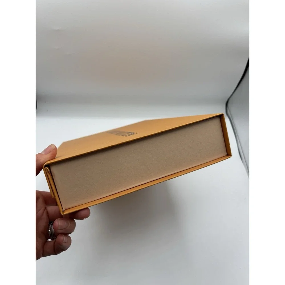 Louis Vuitton Authentic Magnetic Top Closing Empty Box 12